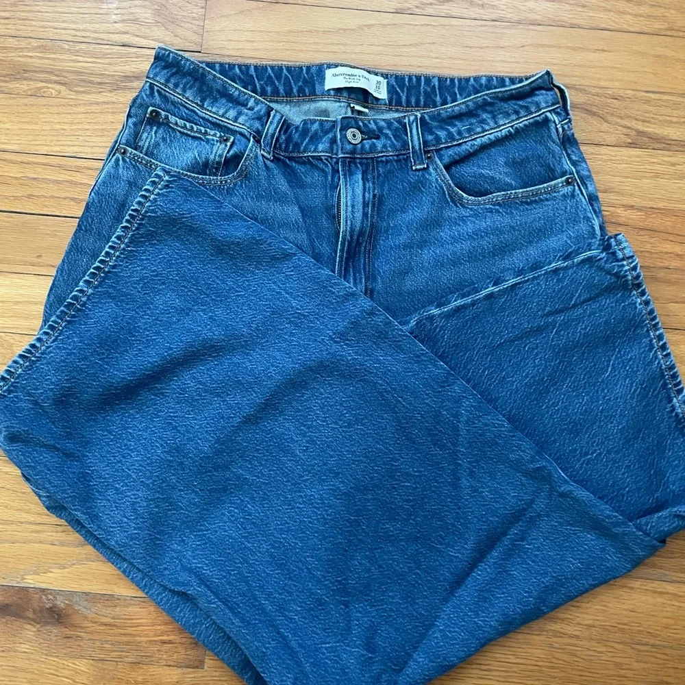 Abercrombie & Fitch Blue Wide Leg Jeans - Picture 3 of 6